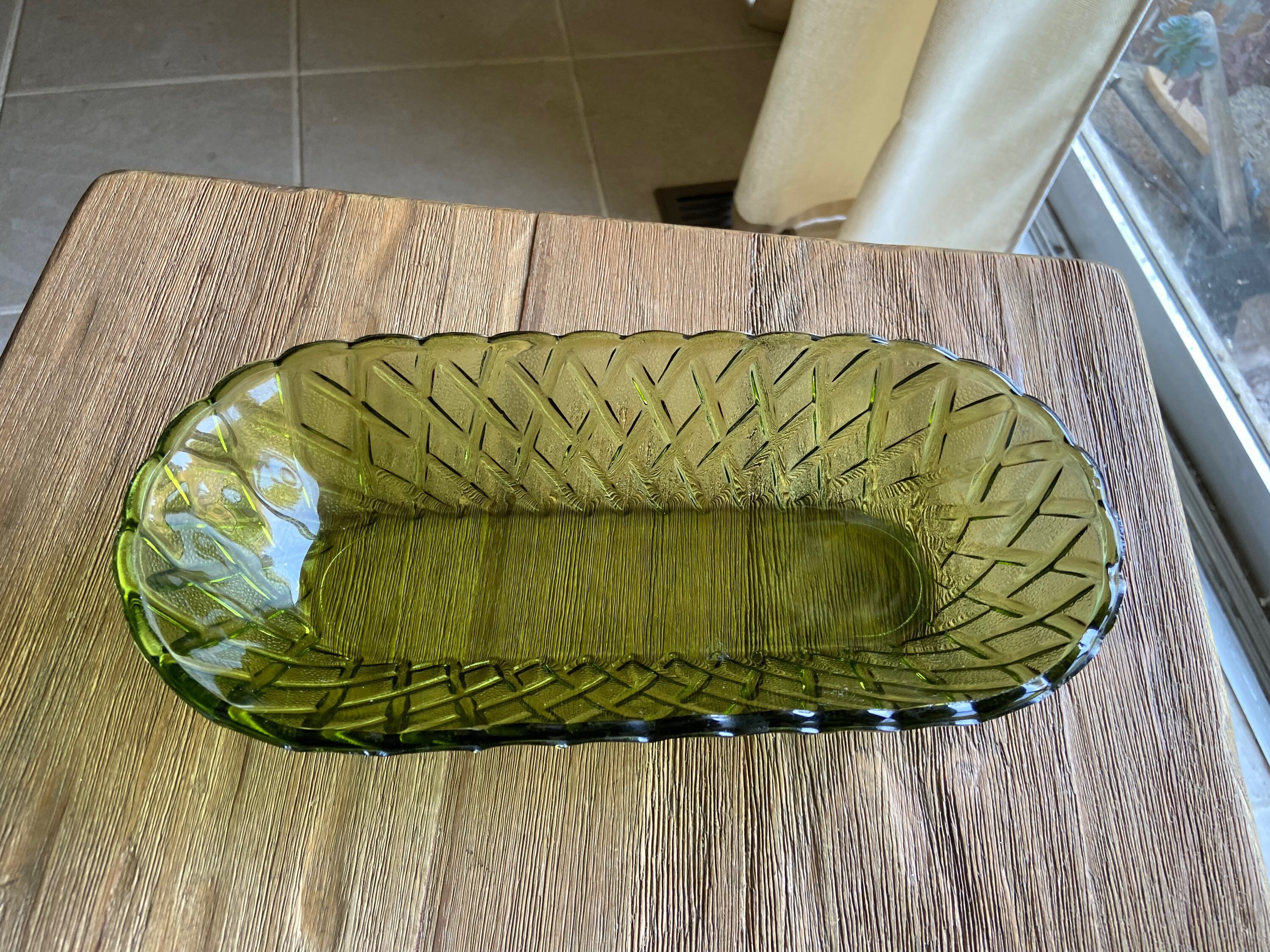 Vintage Green Glass Basket Shaped Bowl Etsy