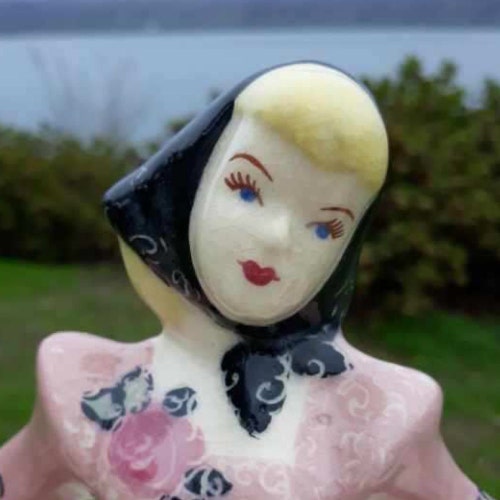 Josef Originals Lady - Etsy