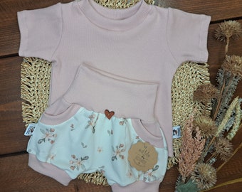 Baby Sommer Set/verschiedene Größen/Mädchen/Kurzarmshirt Rippjerseyrose'/Pumphose kurz Apfelblüte/Geschenk zur Geburt/ Sommeroutfit