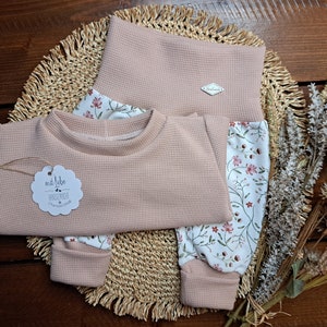 Baby Kinder Set/verschiedene Größen/Mädchen/Sweater Waffeljersey rose'/Pumphose Jersey Blümchen/Geschenk zur Geburt/Babyparty/Homecoming Bild 3