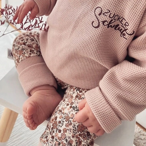 Baby Set/verschiedene Größen/Waffeljersey rose'/Jersey Blümchen/Babysweater /Pumphose/Mädchen Outfit/Geschenk zur Geburt/Babyparty /Mädchen