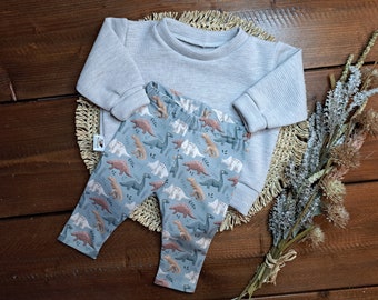 Baby Kinder Set/genderneutral/Babysweater in Waffeljersey/Leggins in Jersey, Dinodesign/gr. 62/Zweiteiler/Geschenk zur Geburt/