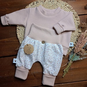 Baby Set/Girls/Various Sizes/Waffle Jersey Sweater Rose/Jersey Harem Pants with Flowers/Birthday Gift/Baby Shower/Homecoming Outfit