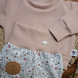 Baby Kinder Set/verschiedene Größen/Mädchen/Sweater Waffeljersey rose'/Pumphose Jersey Blümchen/Geschenk zur Geburt/Babyparty/Homecoming Bild 6