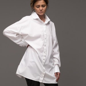 White Classic Shirt/Collared Shirt/Shirt with Buttons/Long White Shirt/Women Classic Blouse/Shirt