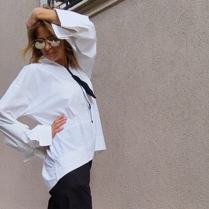 Oversize Shirt/Extravagant Long Sleeved Cotton Shirt/White Shirt/ Loose Styles/Oversized White Shirt /Casual White Top/Asymmetrical Shirt
