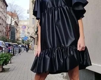 Black puff sleeve,Black Dress, Taffeta dress, Shot Sleve