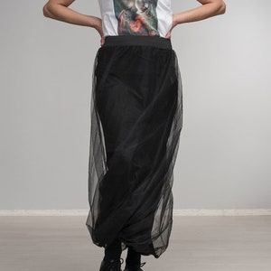 Women Tulle Skirt / Black tulle / LONG TULLE/ Skirt for girls/Tulle Skirt / Women Tutu Skirt / Princess Skirt / Wedding Skirt / Maxi Skirt/