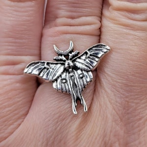 LUNA MOTH RING | Boho Ring | Earthcore | Witchy Ring | Wiccan Jewelry | Goth Ring | Crescent Moon | Insect Ring | Womens Ring | Grunge |