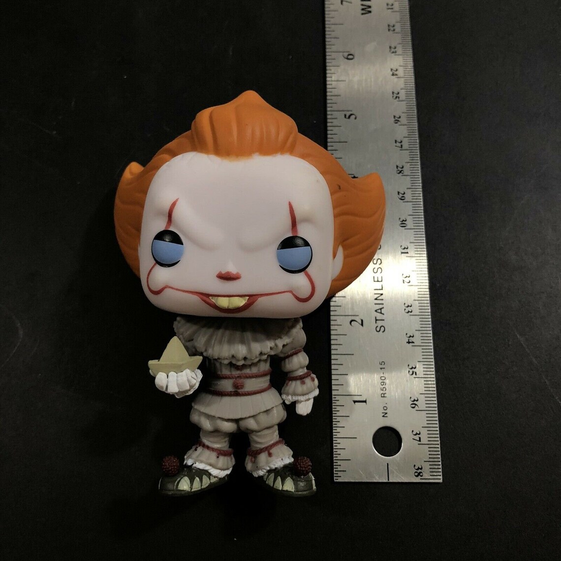 pennywise with boat