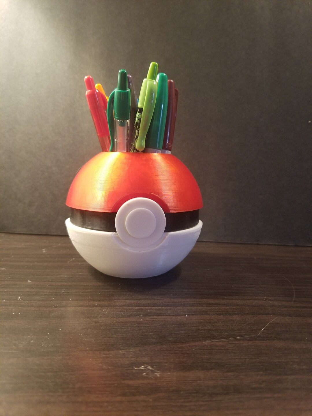 3D file Pencil Holder Pokeball ✏️・3D printer model to download