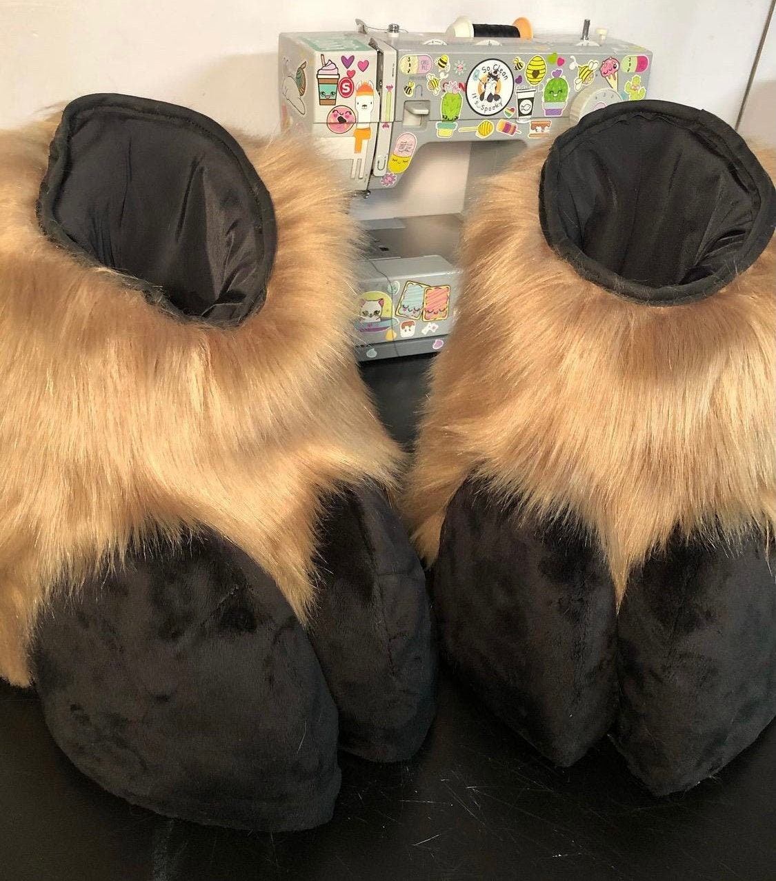 Feet Hooves Foam Base Pattern