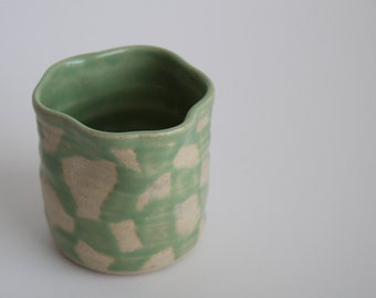 Hannah Collab - Wavy Green Checkered Cup