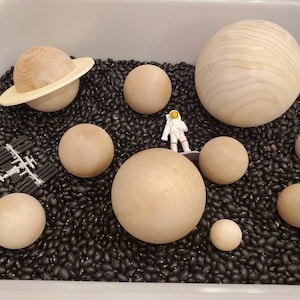 Medium BLANK (unpainted) Planets (NO board), DYI Wood Solar System Set | Montessori, Waldorf material , Planets , Galaxy Space