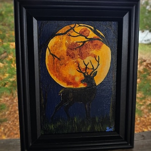 Full Moon Deer