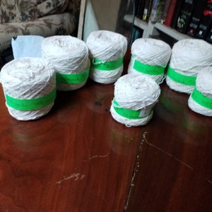 Reclaimed 100% Cotton yarn in Ecru