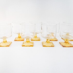 Retro Gold Base Cups, Vintage Amber Cups Set, Pedestal Drinking Glasses image 6