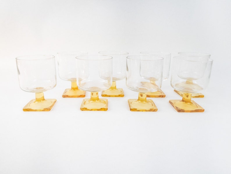 Retro Gold Base Cups, Vintage Amber Cups Set, Pedestal Drinking Glasses image 6