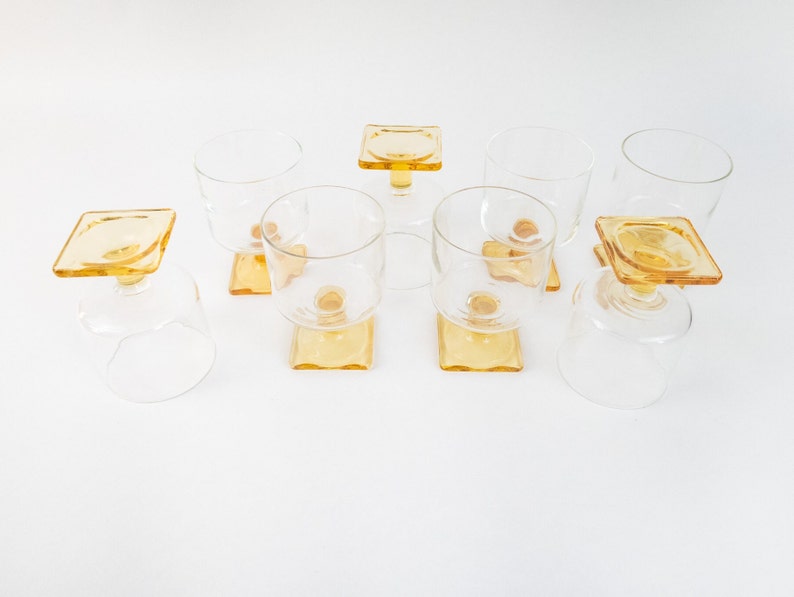 Retro Gold Base Cups, Vintage Amber Cups Set, Pedestal Drinking Glasses image 7