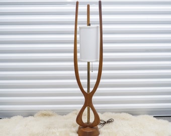 Kogan 2024 floor lamp