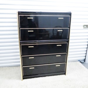 High gloss 2024 black lacquer dresser