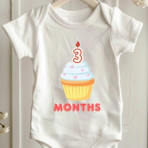Hito del bebé, mono de hito, mono de bebé personalizado, mono personalizado, mono de recién nacido, ropa linda para bebé, regalo para recién nacido, regalo para bebé nuevo