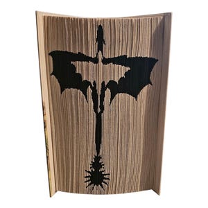 Fourth wing inspired book fold