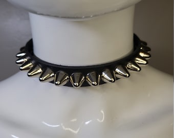 Punk Style Leather Collar With Tall English 77 Studs