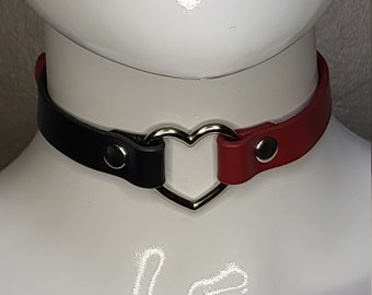 Collier coeur noir et rouge