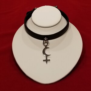 Cross of Lilith, Leather Slender Day Collar