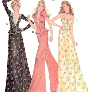 Könnte beinhalten: Vintage 70er Jahre Schnittmuster mit drei Damenmode-Designs. Die Designs umfassen ein Maxikleid mit Blumendruck, einen Hosenanzug und ein Ensemble aus langem Rock und Jacke. Das Schnittmuster enthält zusätzliche Größen und ist eine authentische Reproduktion.