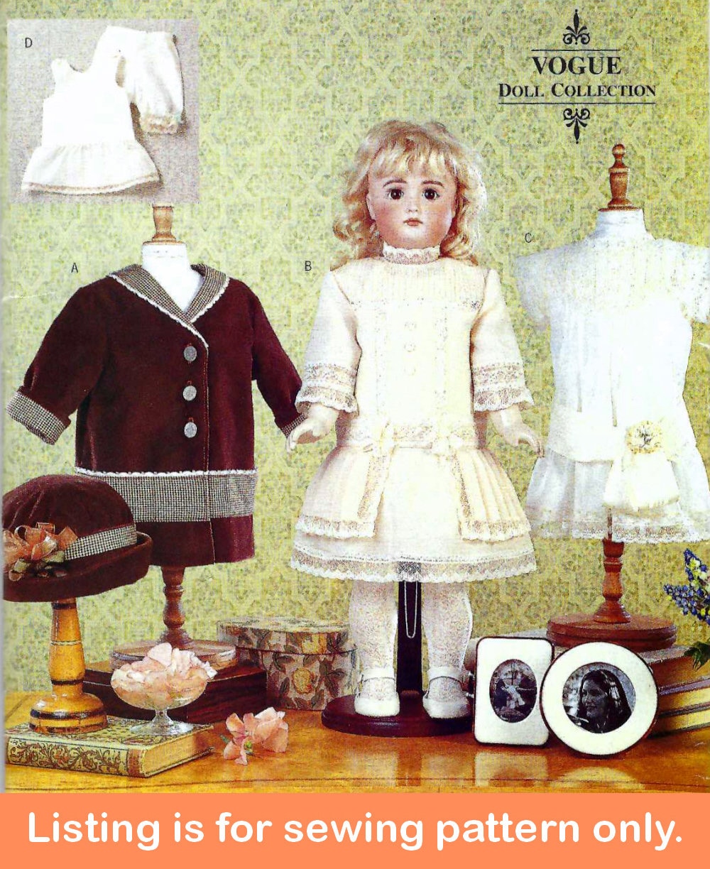 Ensemble vêtements Poupée taille Mignonnette circa 1900