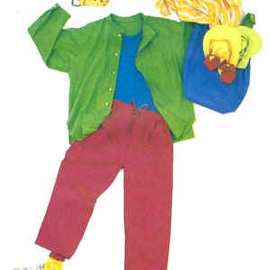 Puede incluir: Un patrón de costura para una chaqueta verde, un pantalón rojo y una bolsa de mano azul. El patrón es de Esprit Kids.