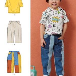 Puede incluir: Un patrón de costura para un atuendo infantil, que incluye una camiseta amarilla con capucha, un pantalón beige con un bolsillo de parche y unos vaqueros azules con parches coloridos. El patrón está diseñado e impreso en los Estados Unidos.