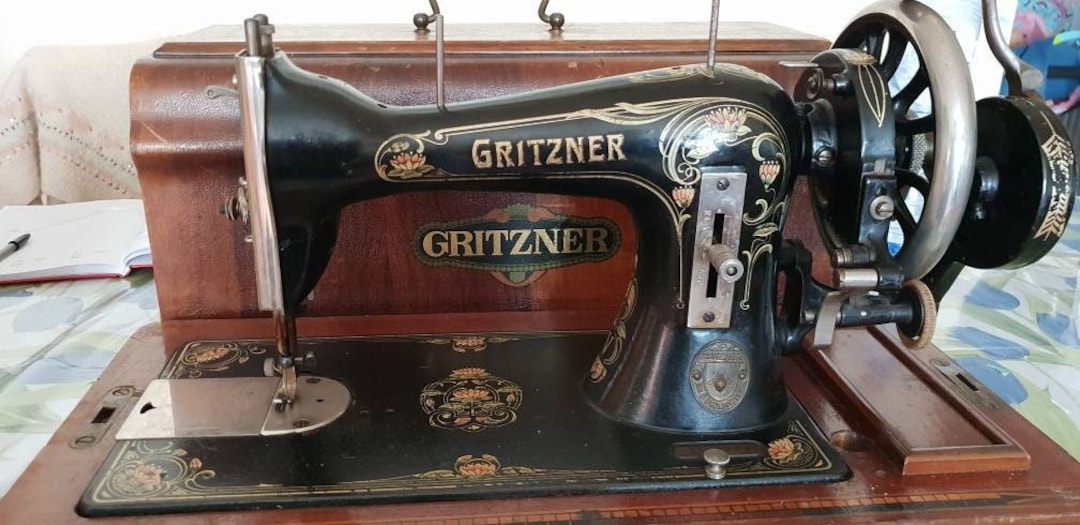 希少 ドイツ GRITZNER グリッツナー手回しミシン アンティーク ミシン 希少 ドイツ GRITZNER グリッツナー手回しミシン アンティーク ミシン