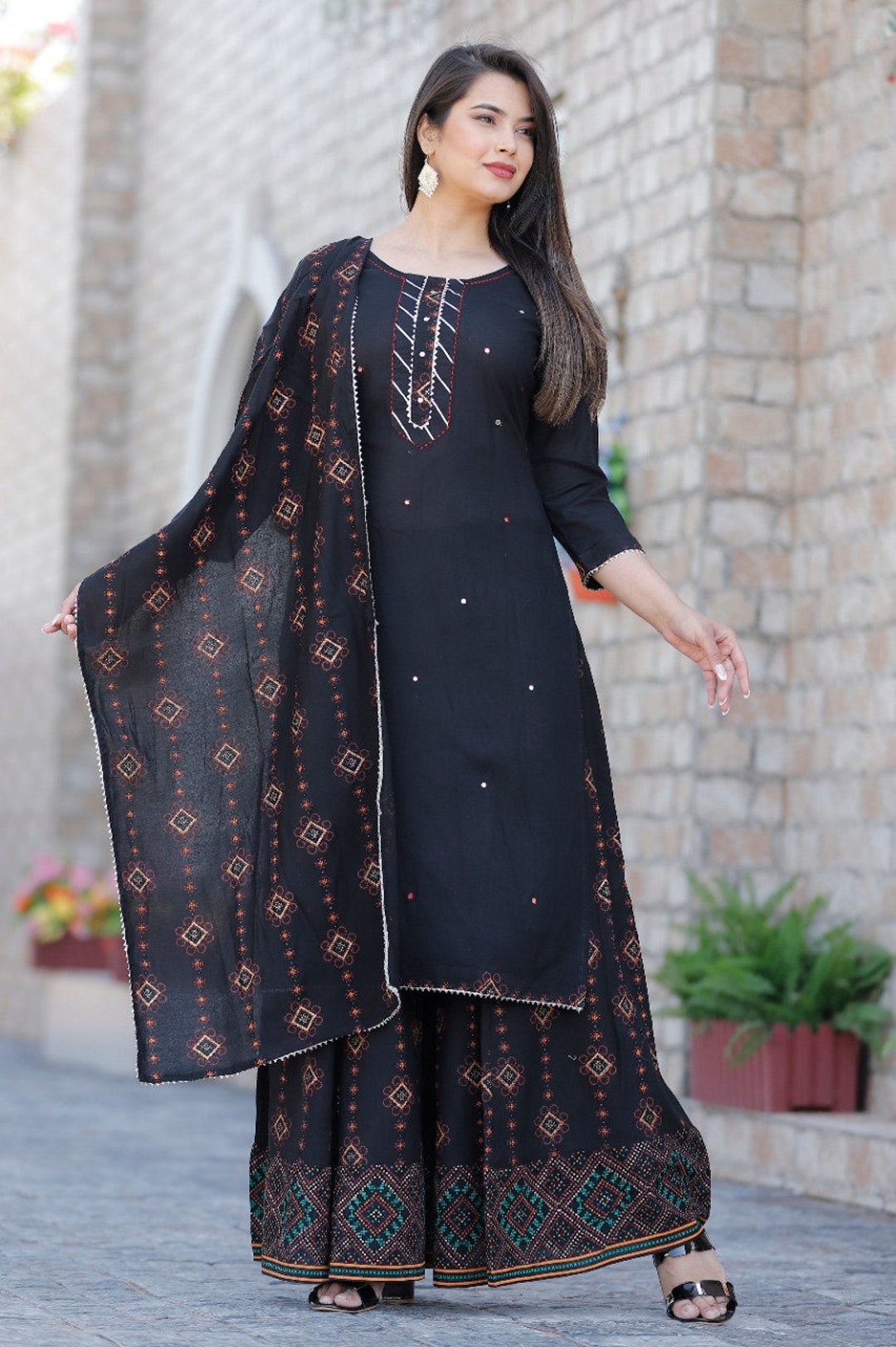 Kurti with Shrug Upgrade Your Style Embrace Elegance with the Stunning  Kurti with Shrug Combos  The Economic Times