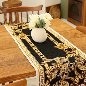 Zwartgouden wandtapijtloper, luxe decor in barokstijl | Scrollaccent voor eetkamer en woonkamer
