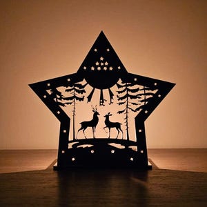 Porta-velas em formato de estrela de Natal | Cena de rena na floresta SVG DXF AI (download digital)
