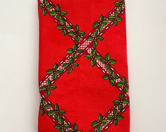 Vintage 70s Christmas Tablecloth Square / Home Decor or Fabric
