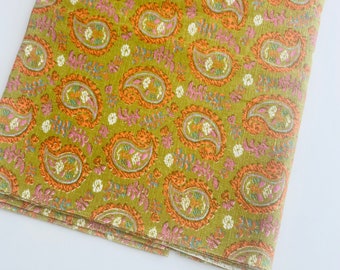 Vtg Paisley Cotton Twill Fabric BTY & BTHY