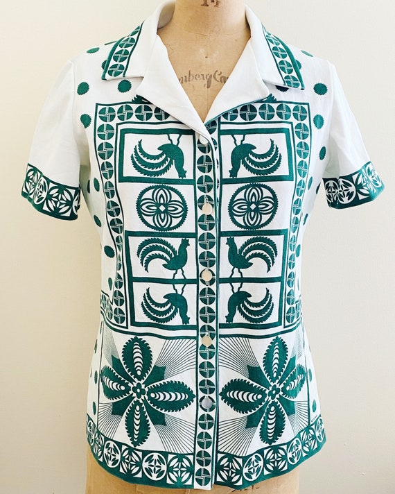 Vintage Rooster Button Up Blouse