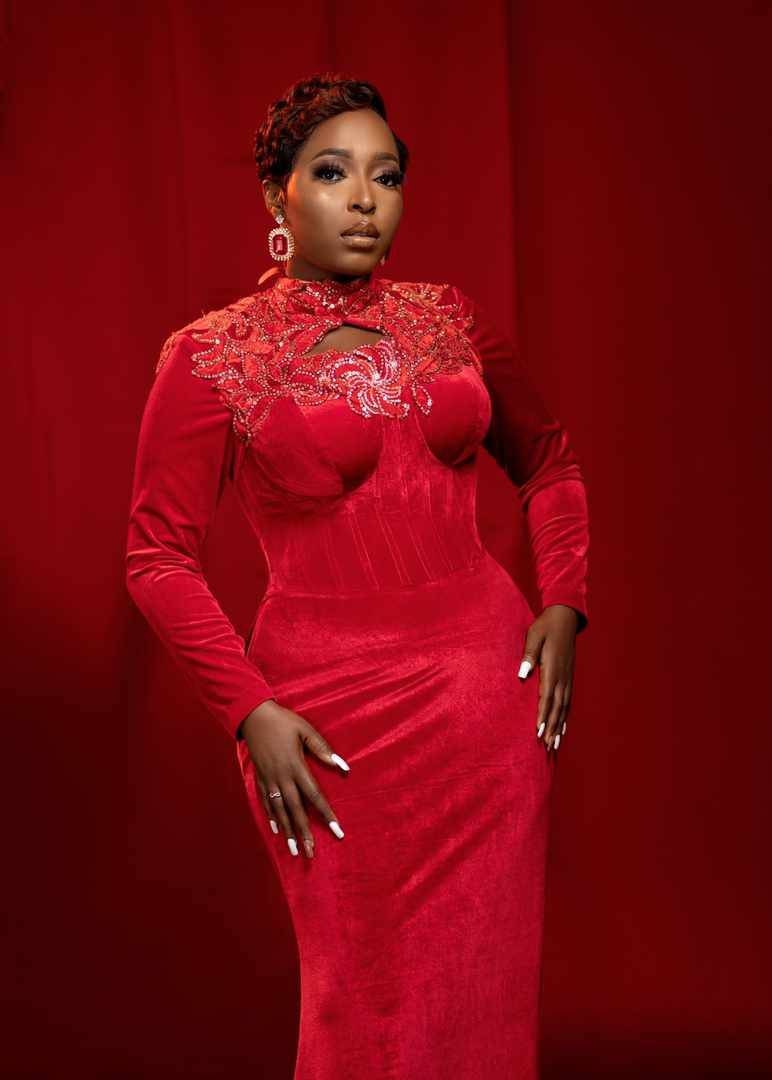 Chichi African Women Complete Velvet Mermaid Outfits, African Suit, Wear, Wedding Men & Wedding Sets