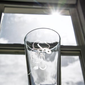 CUSTOM Etched Beer Glass – Personalized 16oz Glass, Custom Pint Glass Gift, Engraved Beer Glass for Him, Custom Logo or Name