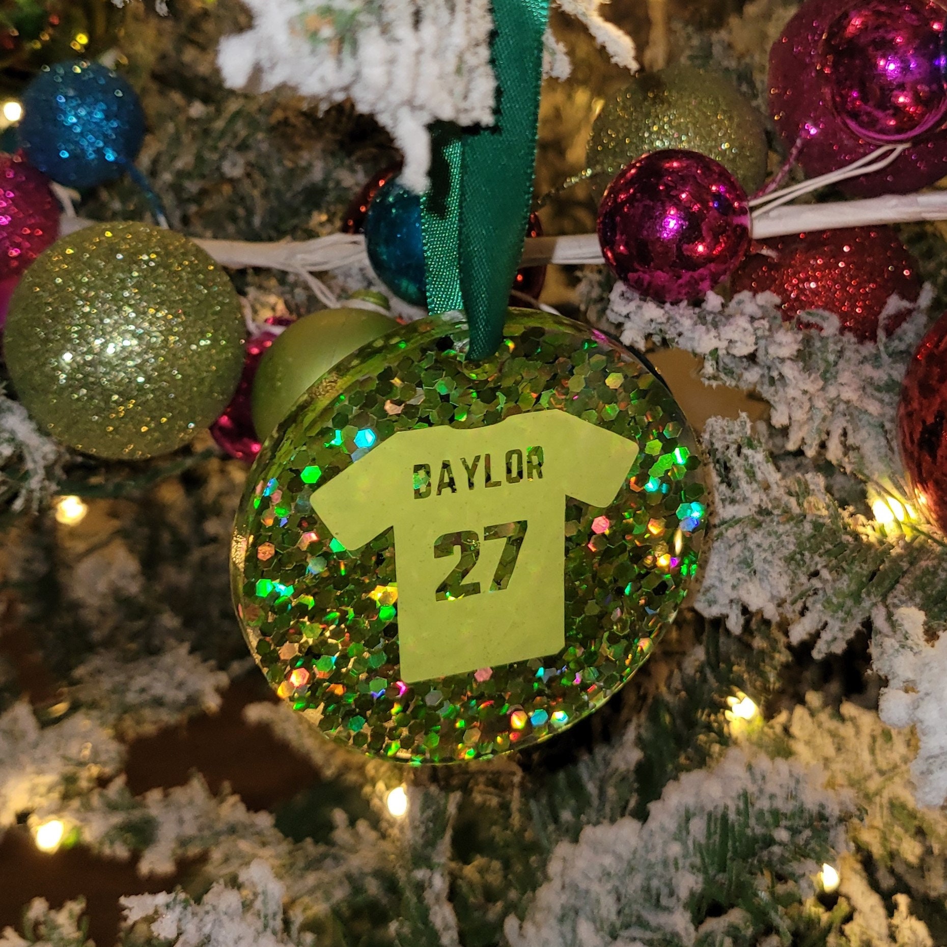 Baylor Jersey 3 Inch Resin Disc Ornament, Class of 2027, Green and Gold