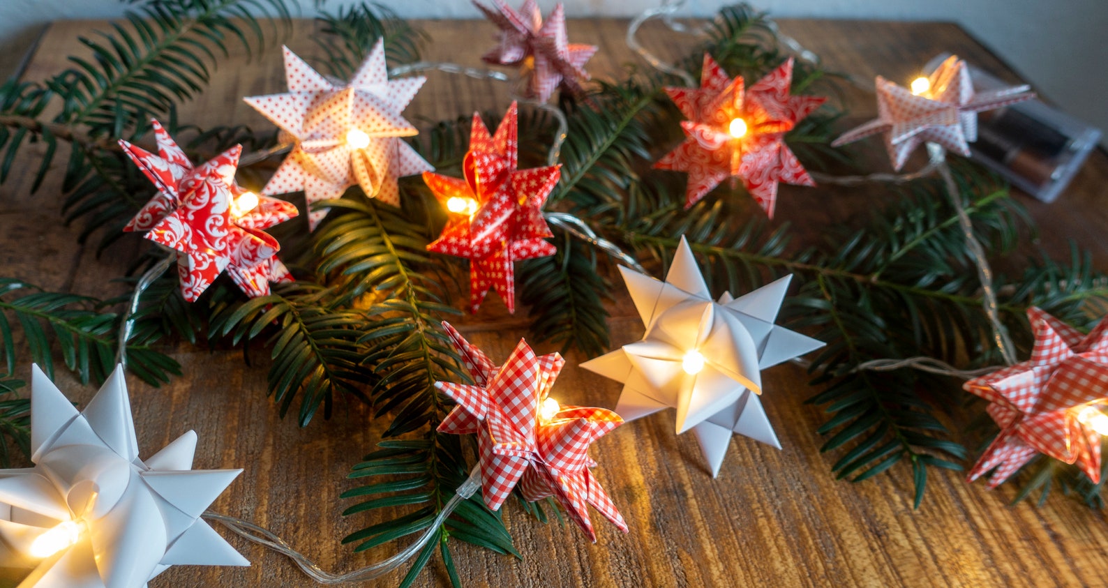 Lichterkette Fröbelsterne aus Papier gefaltet in rotweiß Etsy