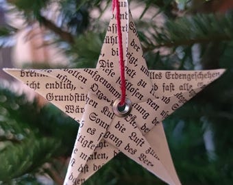 Origami Stern Anhänger aus alten Buchseiten, gold- und silberfarbene Öse, nachhaltige Weihnachtsdeko, Upcycling Deko, Papiersterne Set