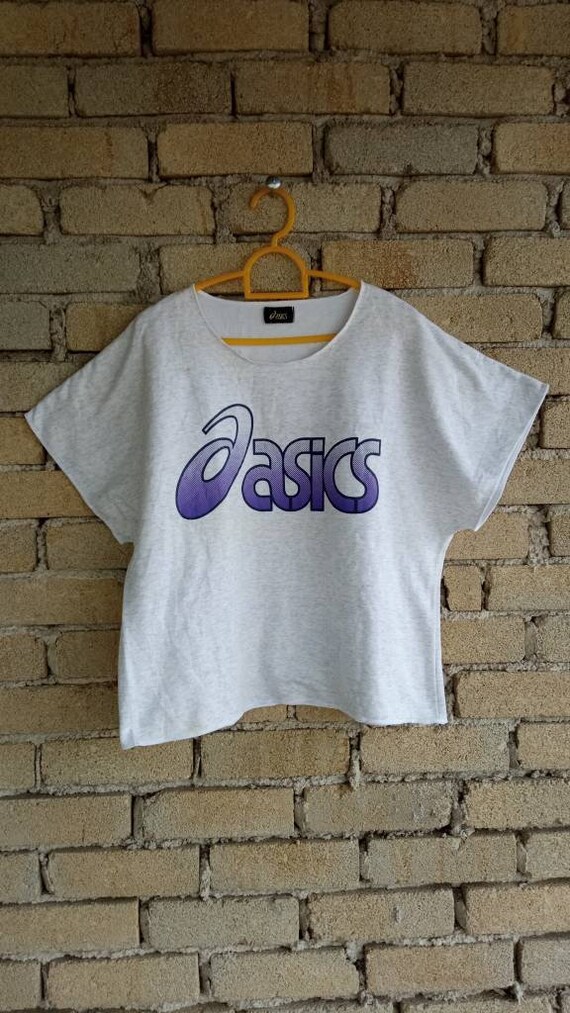Vintage Asics Sportswear Cropped T-shirt