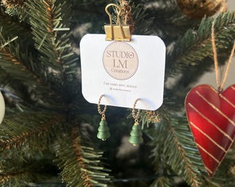 SAPIN oorbellen in polymeerklei. Hangende oorbellen voor dames. Gouden oorringen.