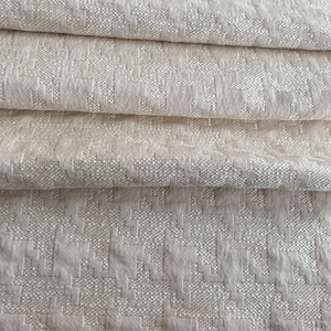 Tela jacquard italiana de la mejor calidad, mezcla de algodón y poliéster. Última pieza de 0,75 metros.