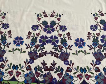 Exclusive, high-quality cotton fabric, famous designer style, premium quality. Last piece: 1 meter.